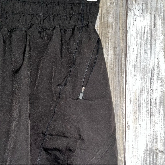 Lululemon High Rise Track That Lined Black Shorts - Picture 7 of 10